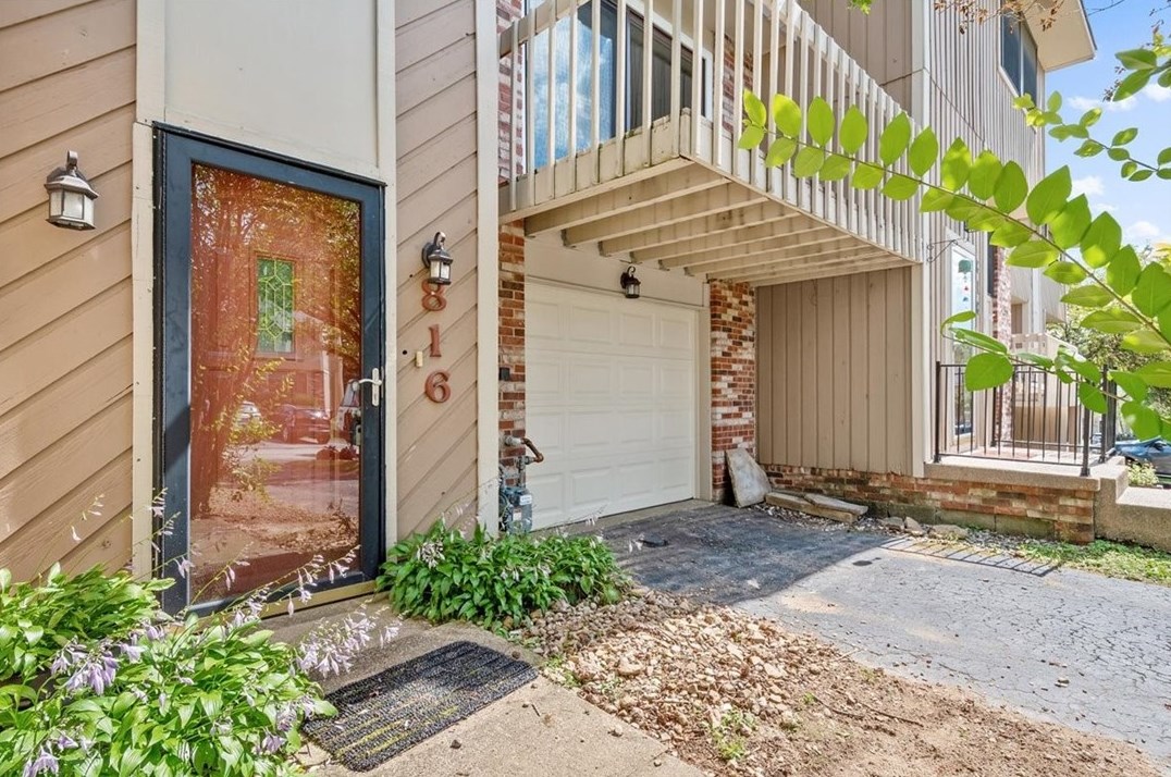 816 Wheatland Cir, Bridgeville, PA 15017-1123