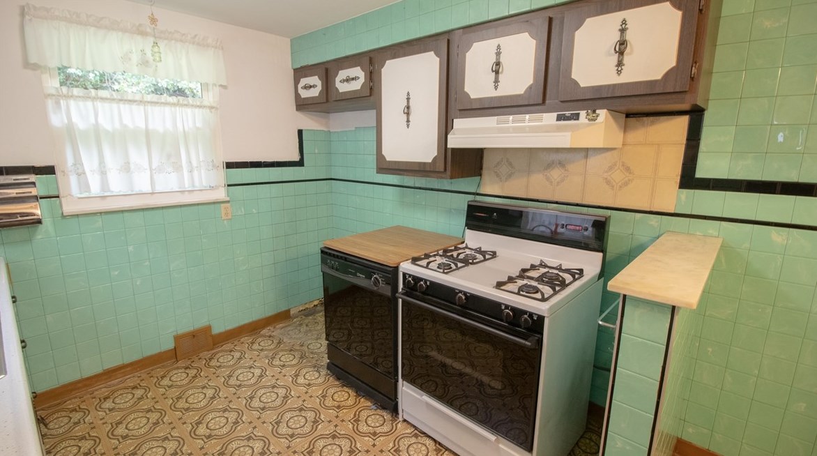 504 Naysmith Rd, North Versailles PA 15137-2340 exterior