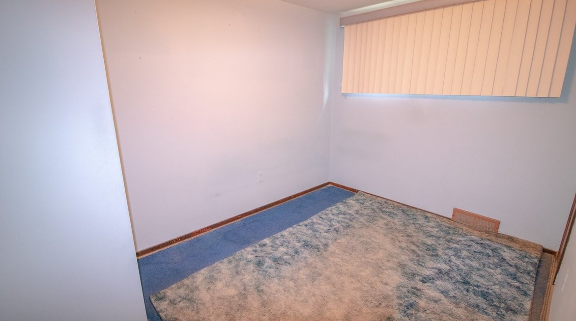 504 Naysmith Rd, North Versailles PA 15137-2340 exterior