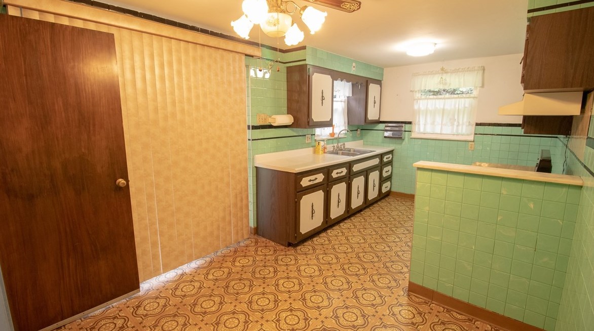 504 Naysmith Rd, North Versailles PA 15137-2340 exterior