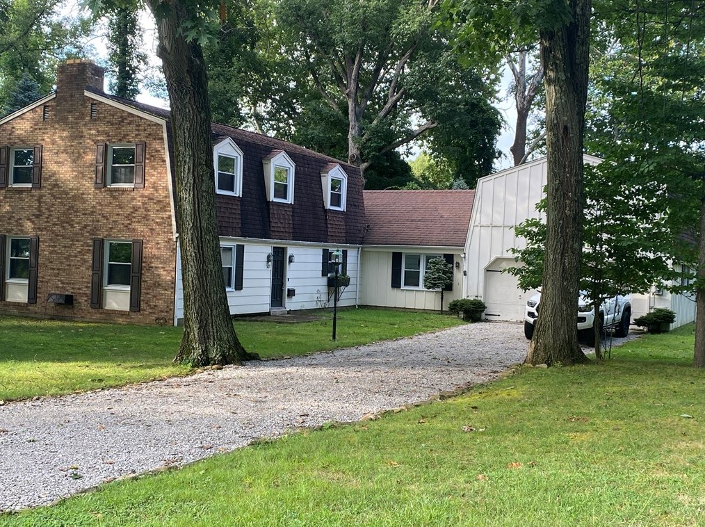 147 Mulberry St, Hopwood, PA 15445