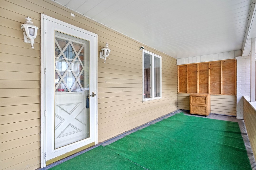 921 Walnut St, Ambridge, PA 15003