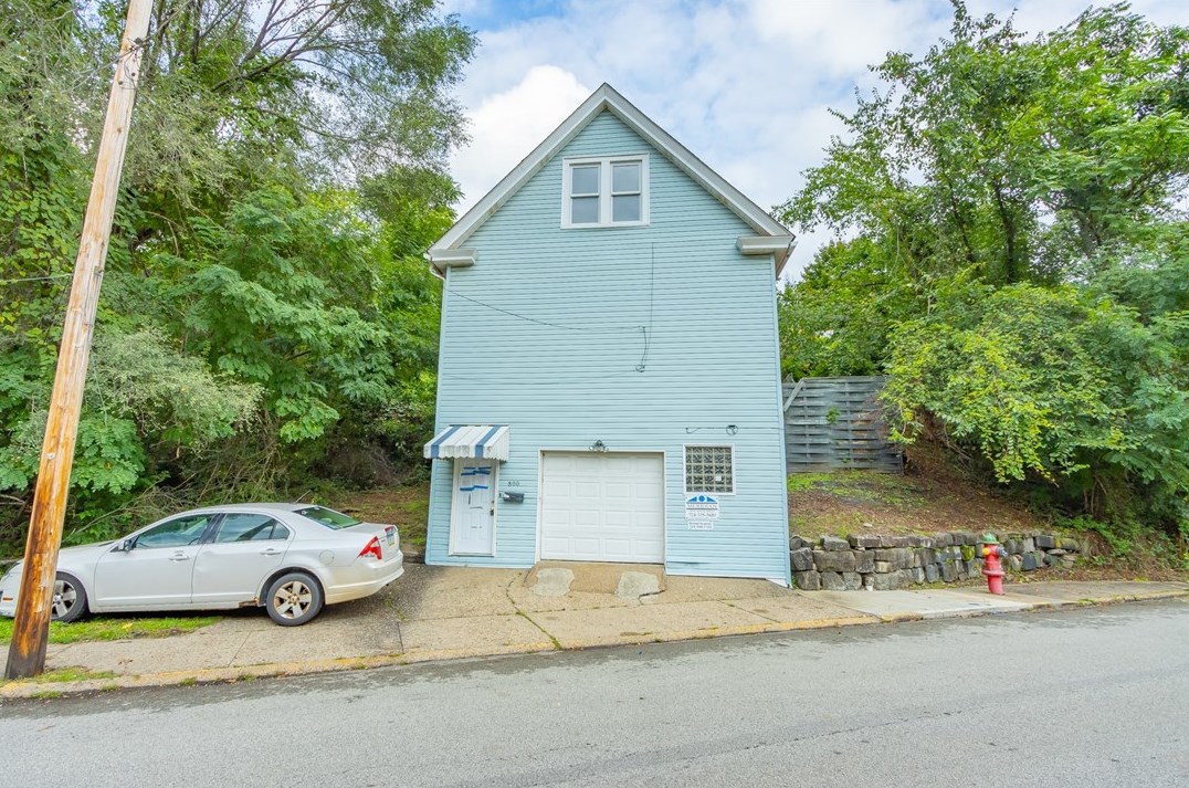 800 Mill St, Tarentum, PA 15084
