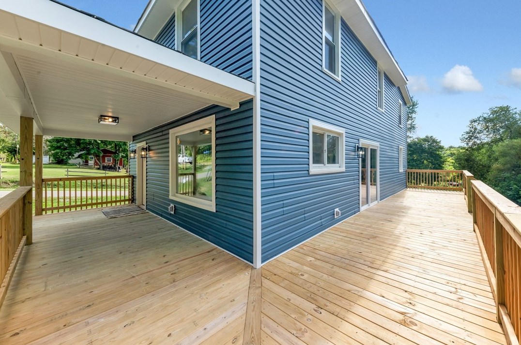2707 Forest Ave, New Castle, PA 16101-6225