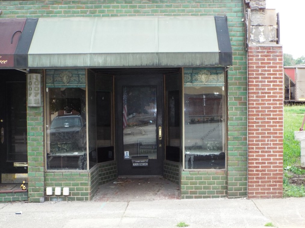 33 Market, West Brownsville, PA 15417