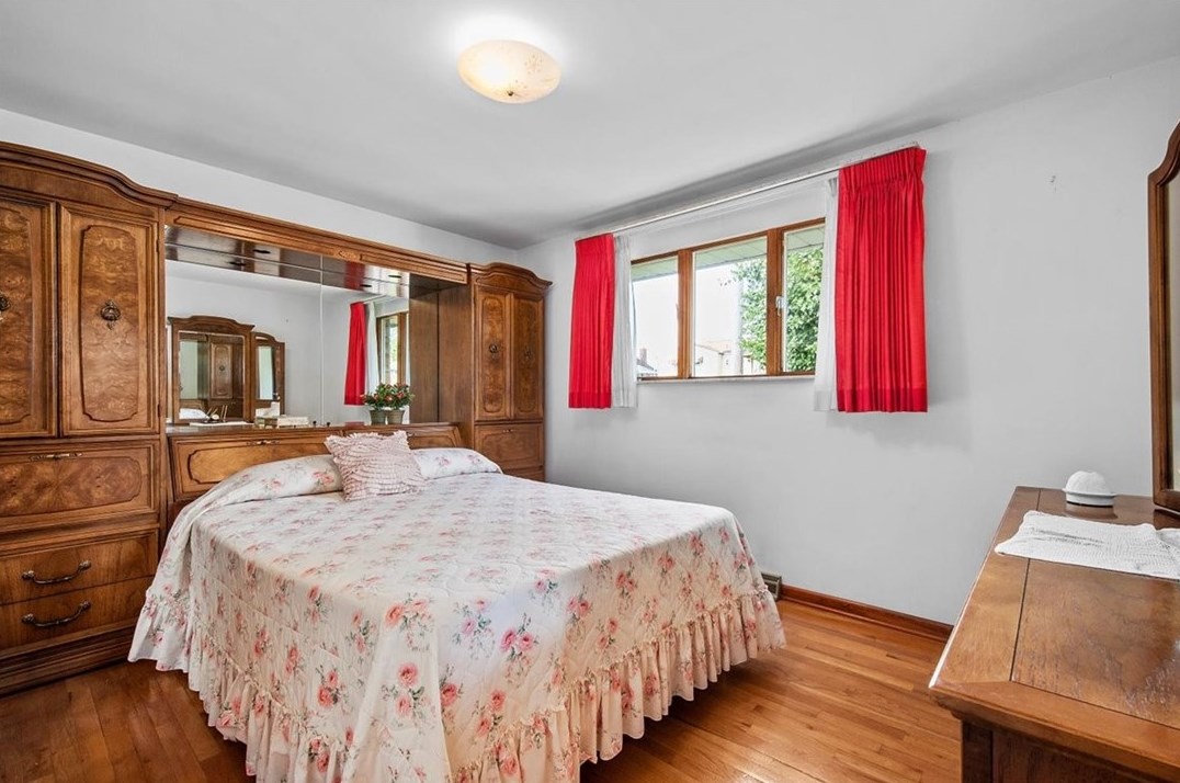 107 Un Ave, North Versailles PA 15137-1847 exterior