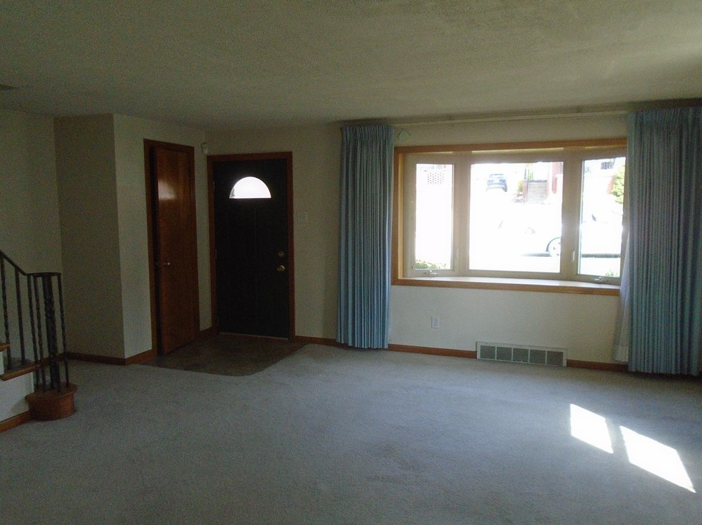 959 4th St, Baden, PA 15005-1410