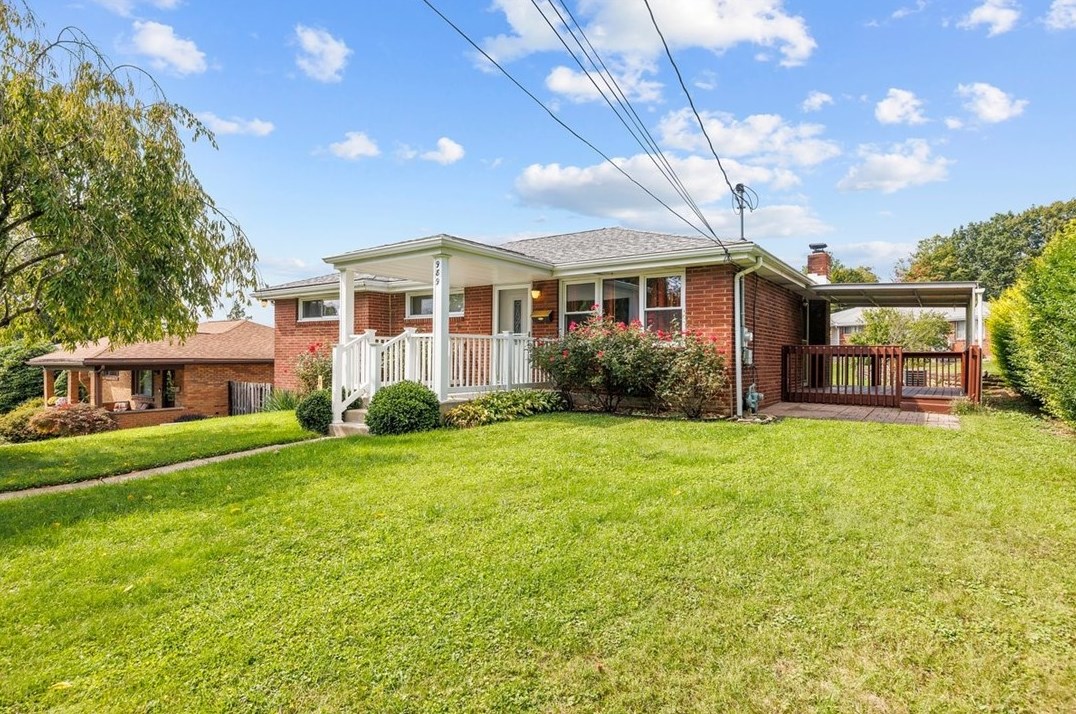 989 Hedy Lynn Dr, North Huntingdon, PA 15642