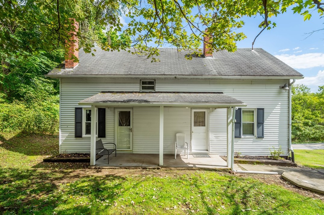 1584 Morey Rd, Fredericktown, PA 15333