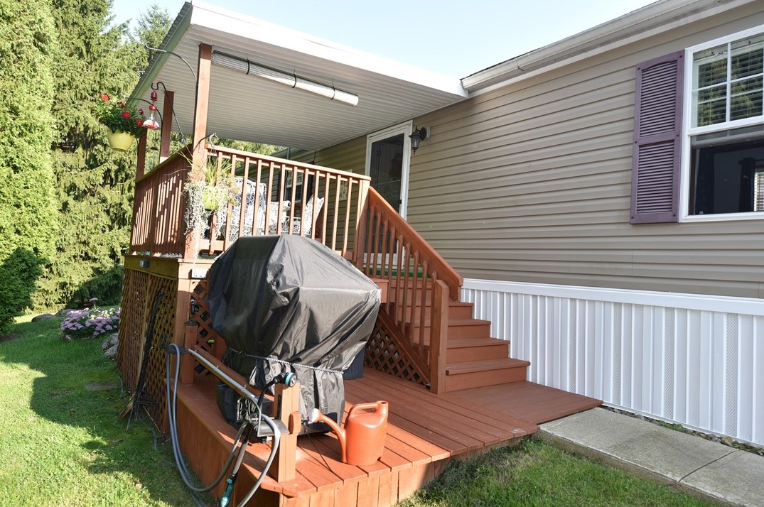 206 Baxter Ln, Butler, PA 16001