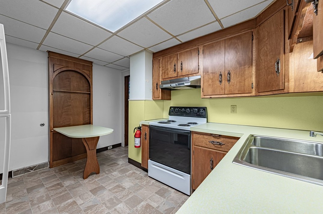 675 Washington St, Indiana PA  15701-3078 exterior