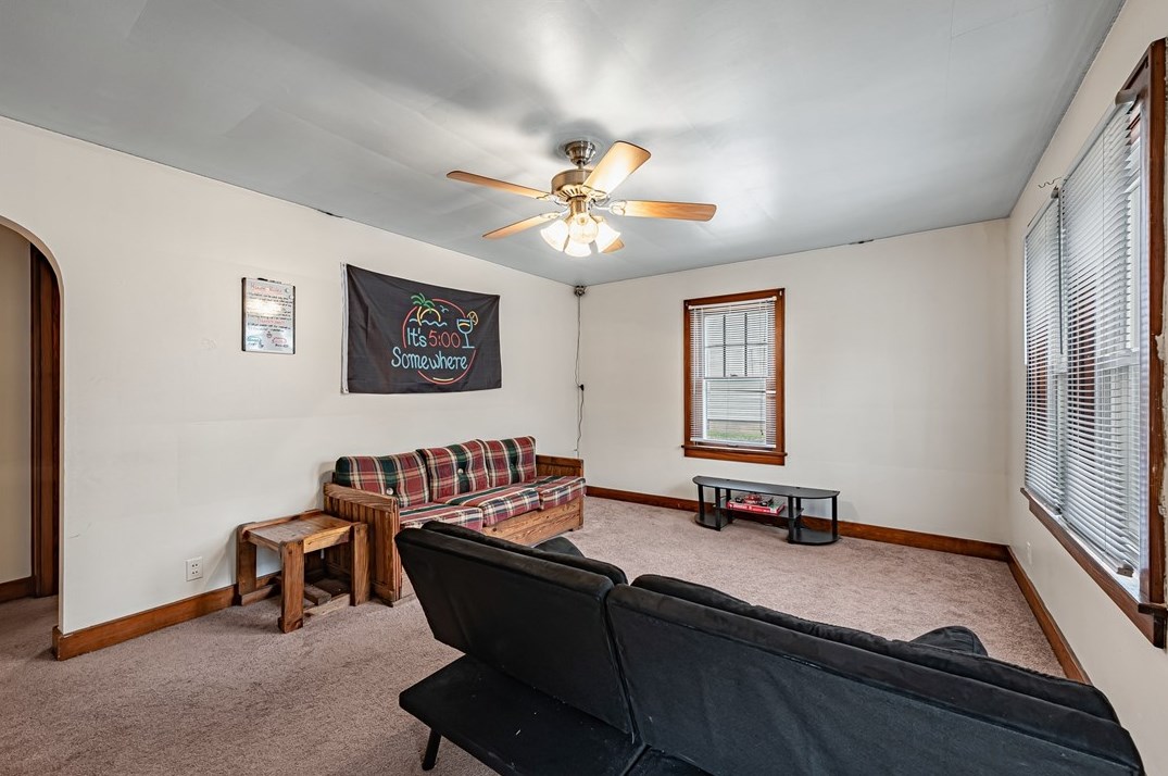 675 Washington St, Indiana PA  15701-3078 exterior