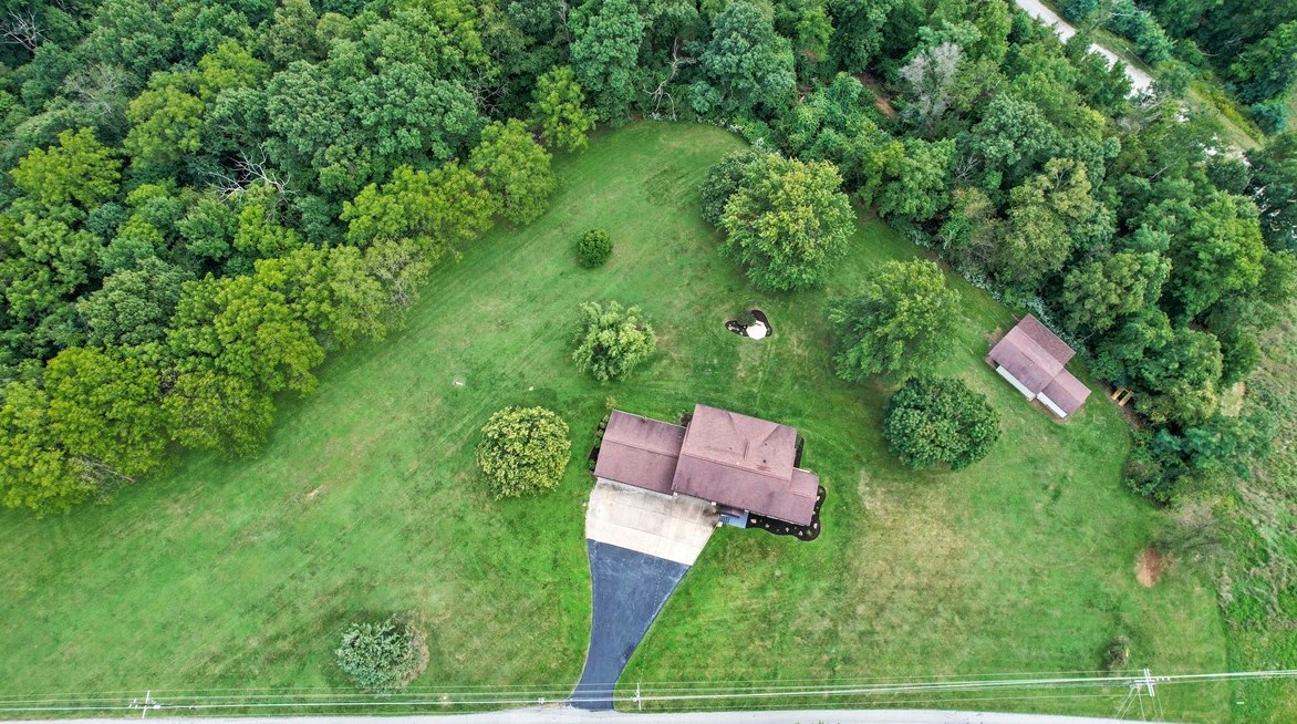 236 Hallam Rd, Washington, PA 15301-7169