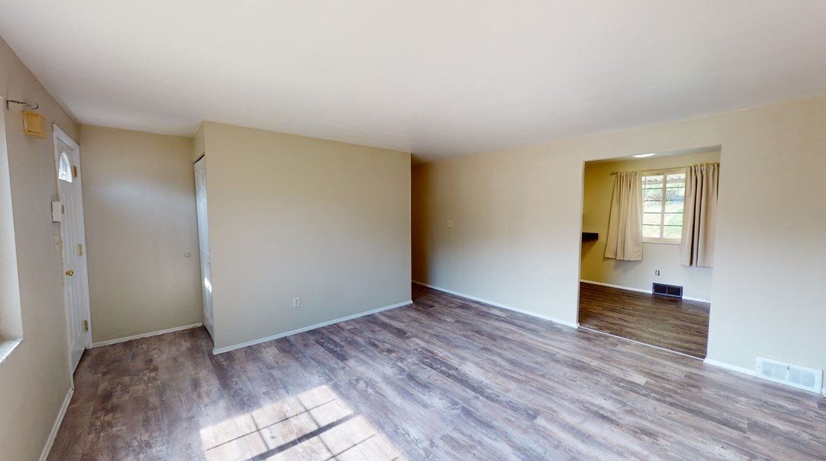 885 Blue Ridge Rd, Pittsburgh, PA 15239