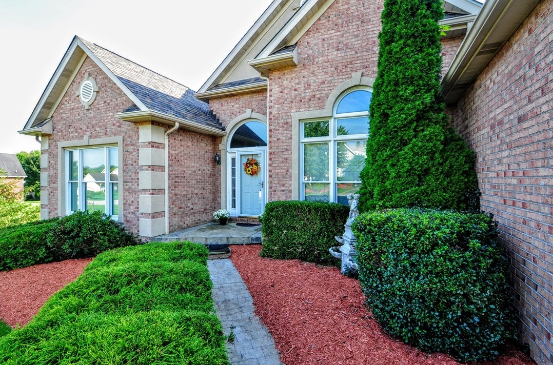 19 Intermediate Unit Dr, Coal Center, PA 15423