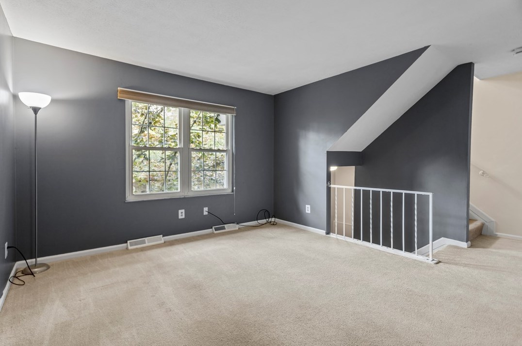 1600 Calico Ct, Bethel Park, PA 15102-3110