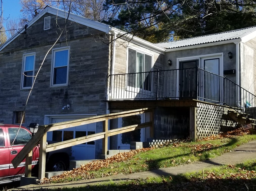 158 Moffat Ave, Washington PA  15301-6634 exterior