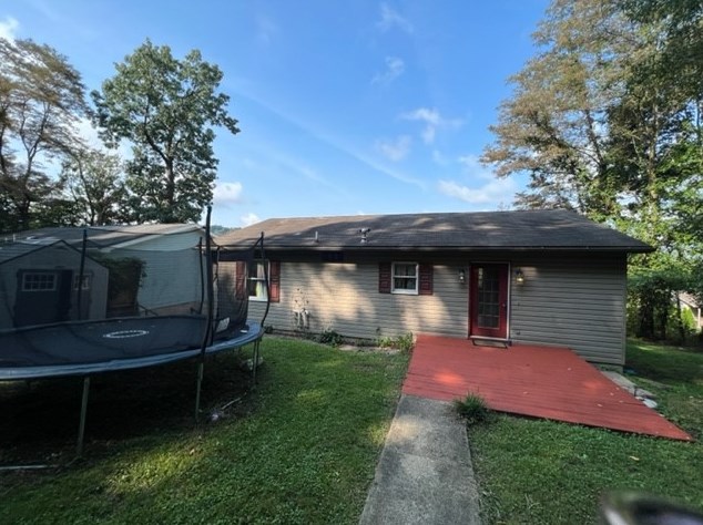 2009 S Pittsburgh St, South Connellsville, PA 15425