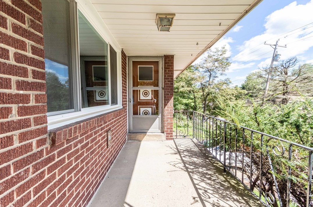 6361 Leechburg Rd, Verona, PA 15147