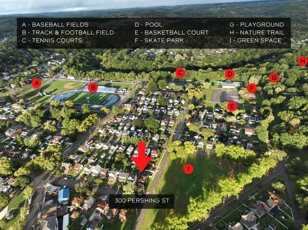 300 Pershing St, Ellwood City PA  16117-3821 exterior