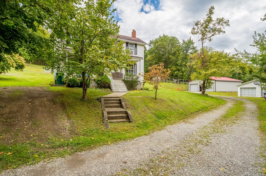 148 Kusch Rd North, Scenery Hill, PA 15360