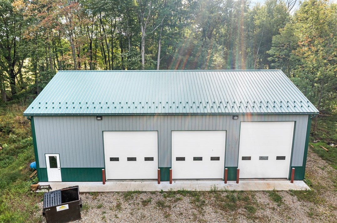 2214 Perry Hwy, Greenville, PA 16125