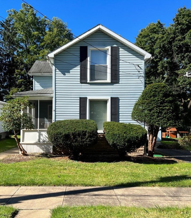 11 1st Ave, Greenville, PA 16125