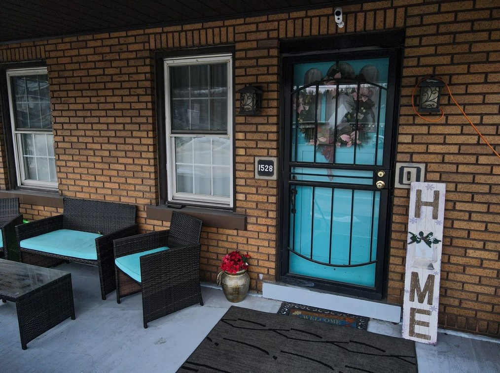 1528 Lincoln Way, McKeesport, PA 15131