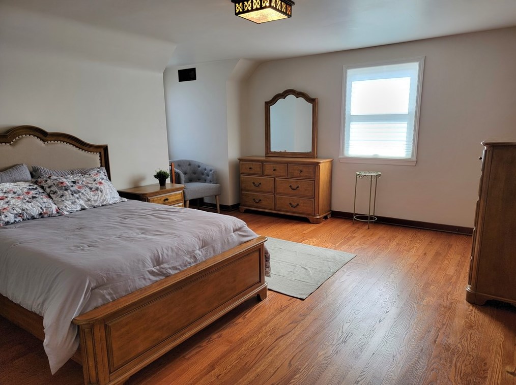 332 Forest Grove Rd, Moon Twp PA  15108-3748 exterior