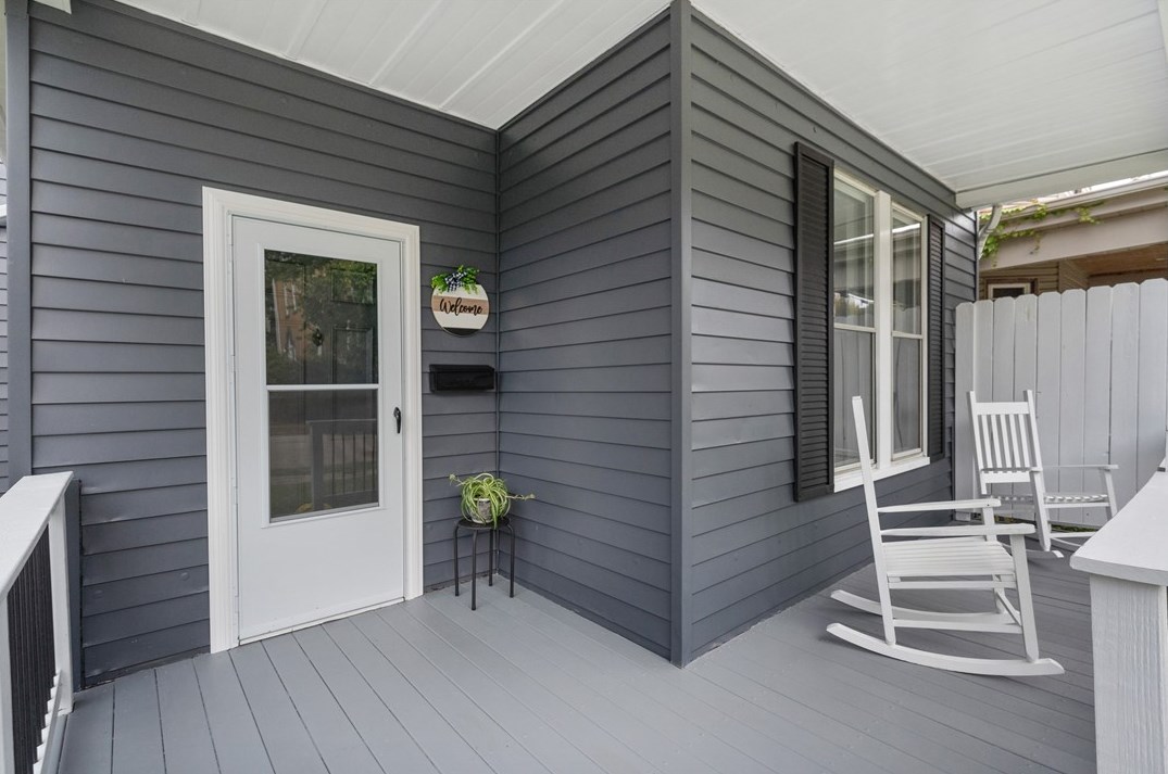 121 N 2nd St, Jeannette, PA 15644