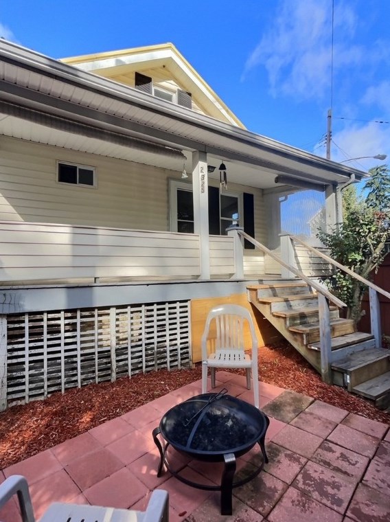 2325 6th Ave, Beaver Falls, PA 15010