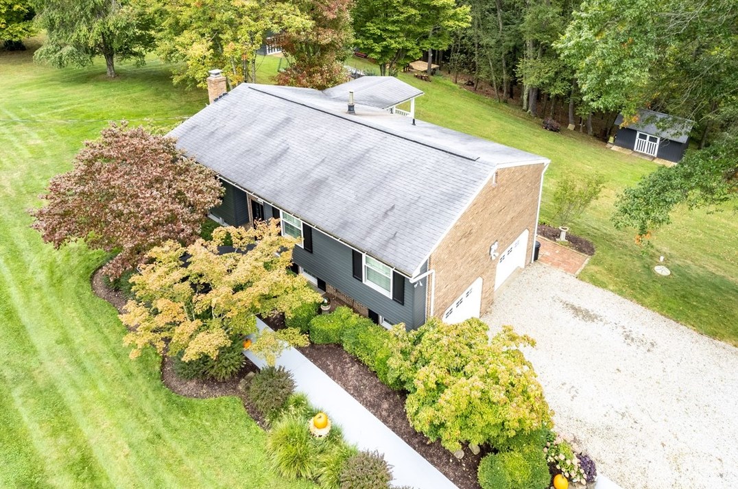 26 Wolfram Rd, Washington, PA 15301-9355