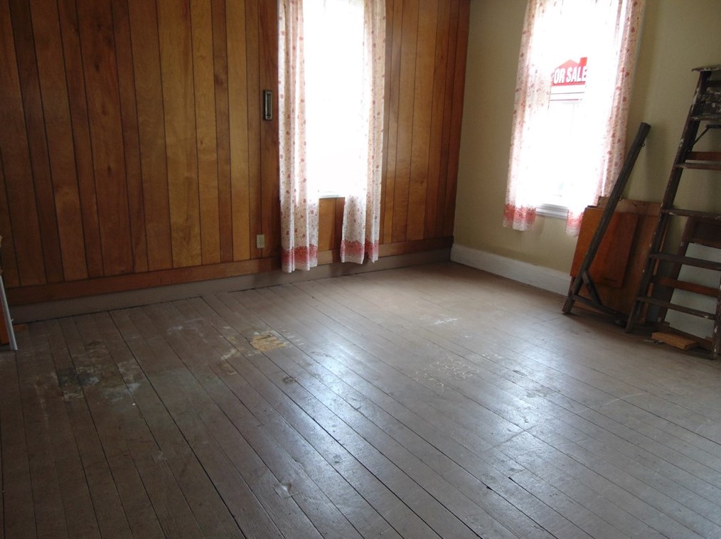 33 Railroad St, Dunbar PA  15431-1513 exterior