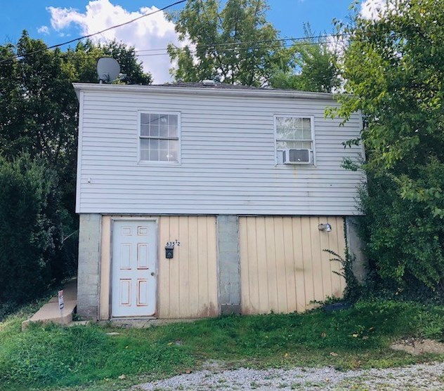 635 Broad St, Washington PA 15301-5529 exterior