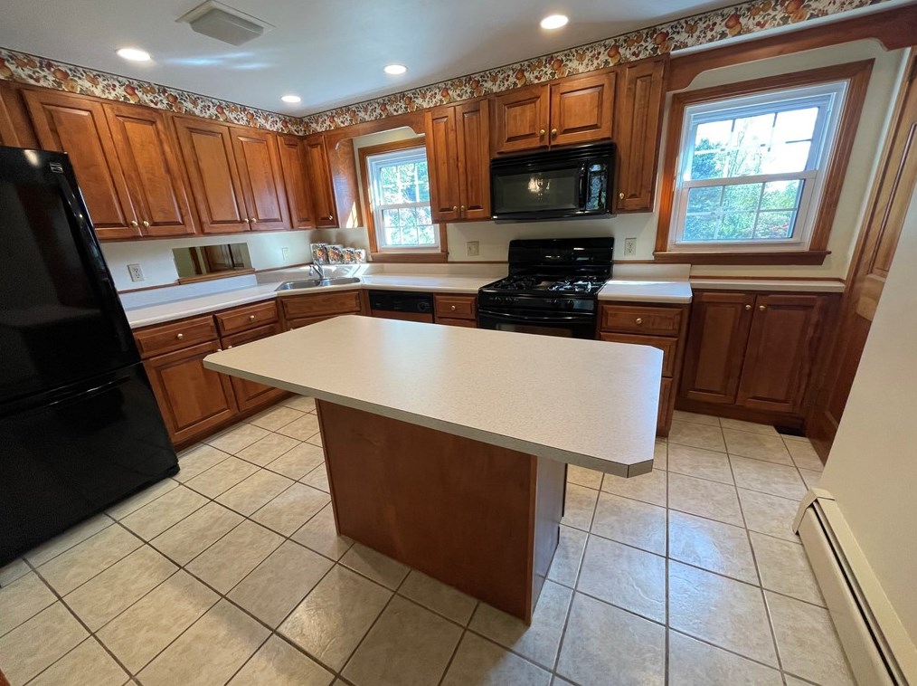 5925 Grubbs Rd, Gibsonia, PA 15044