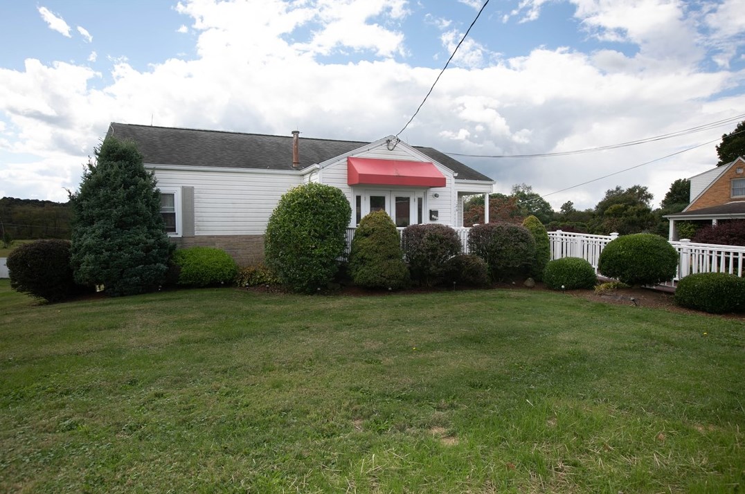 126 Ferncliff Rd, Rices Landing, PA 15357-1167