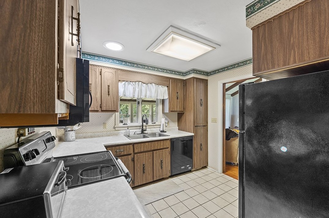 225 Fairway Ln, Butler PA  16002-7639 exterior