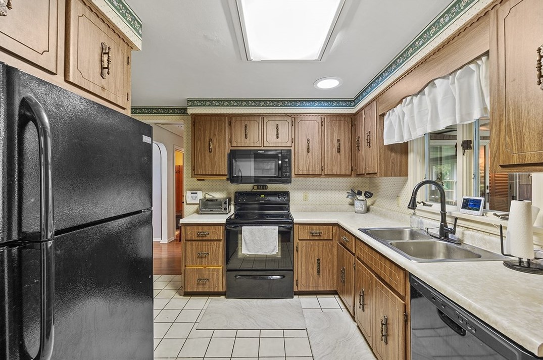 225 Fairway Ln, Butler PA  16002-7639 exterior