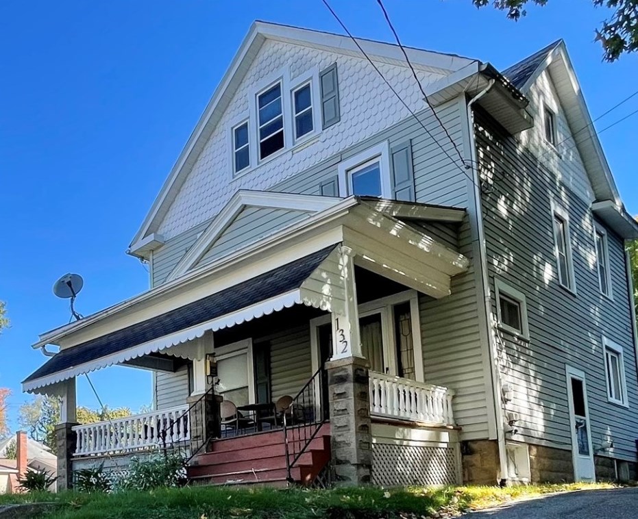 132 Columbia Ave, Greenville, PA 16125