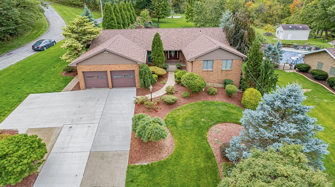 971 Baker Rd, Bridgeville, PA 15017