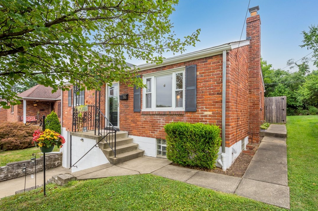 583 Sarah St, Collier Township, PA 15106-2247
