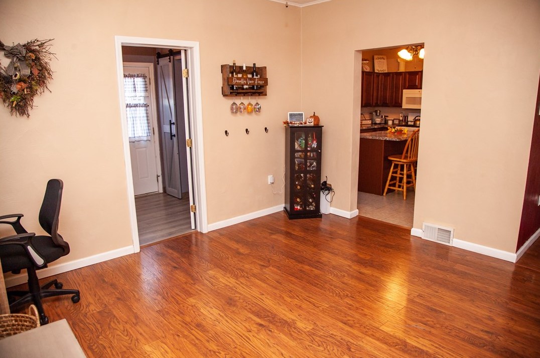 424 Constitution St, Perryopolis PA 15473-5348 exterior