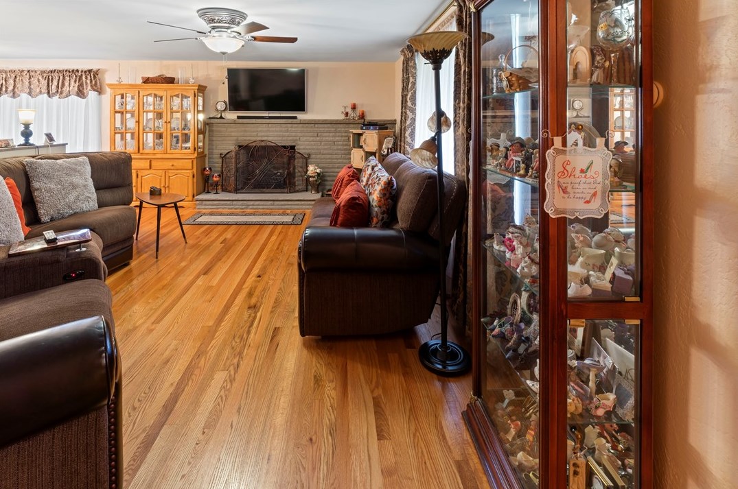 8 Rose Ave, Moon Twp, PA 15108-3640