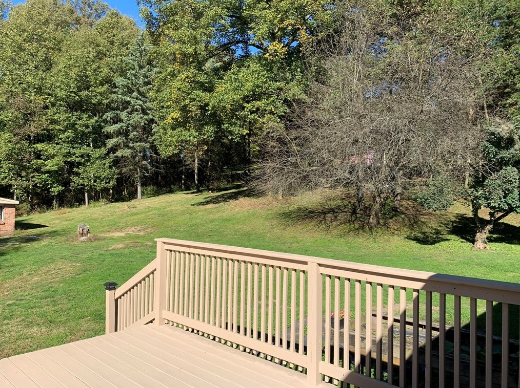 4094 Route 130, North Huntingdon, PA 15642