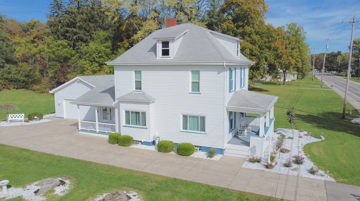2995 Mercer Rd, Hermitage, PA 16105