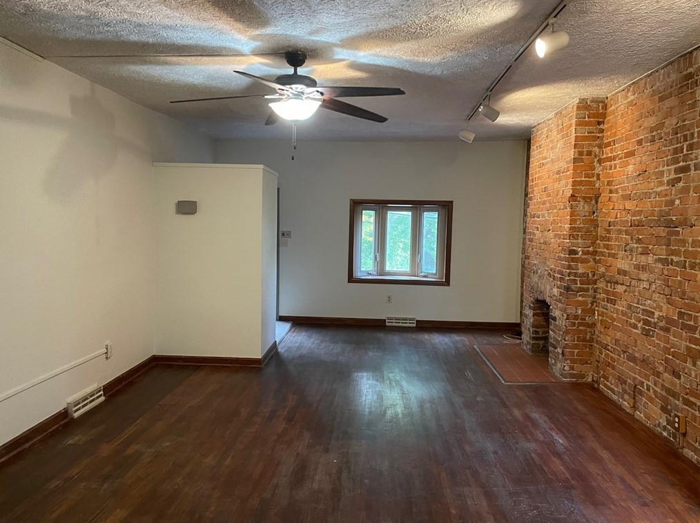 1309 Walnut St, Pittsburgh, PA 15221