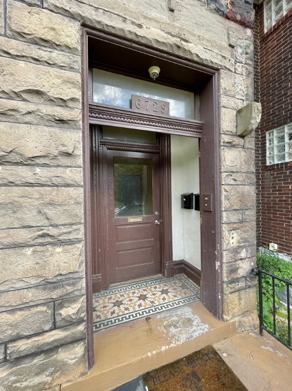 6729 Mcpherson Blvd #2, Pittsburgh, PA 15208