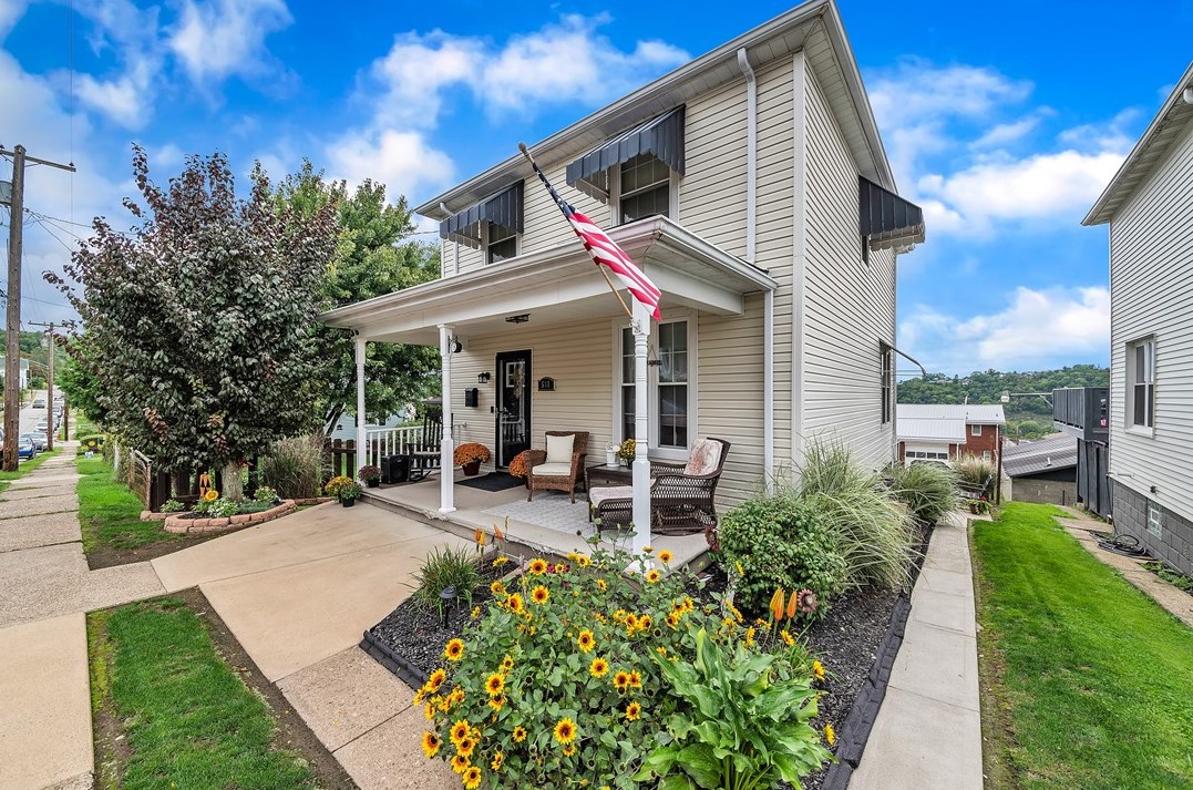 531 Conrad Ave, North Charleroi, PA 15022