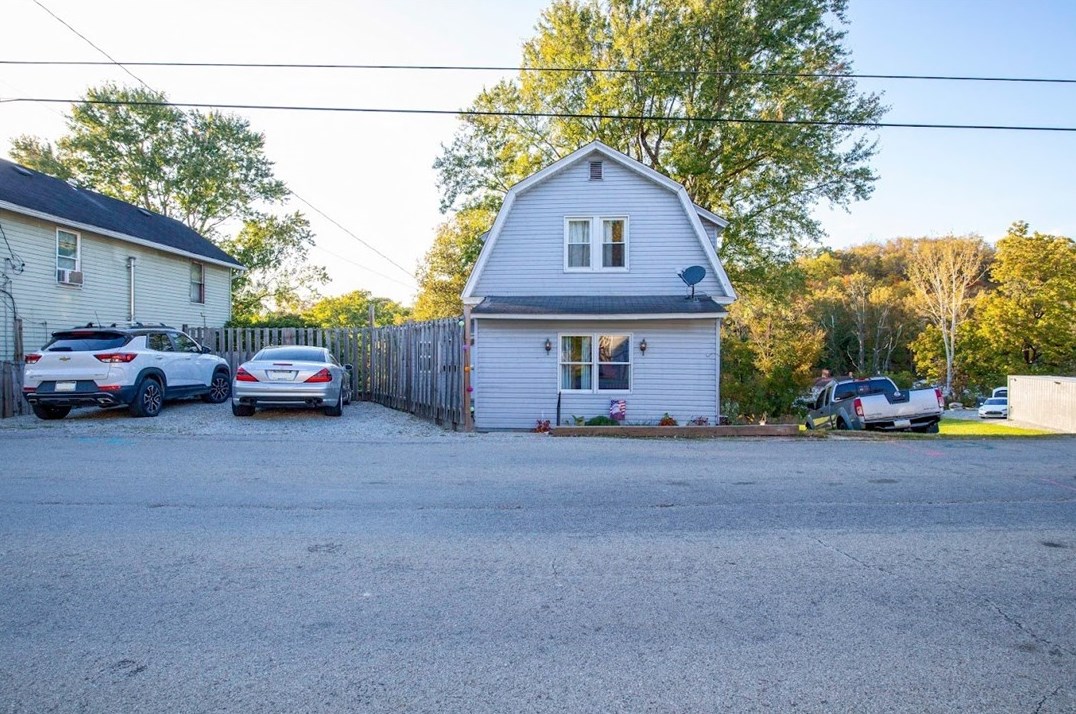 1537 Herminie West Newton Rd, Herminie, PA 15637