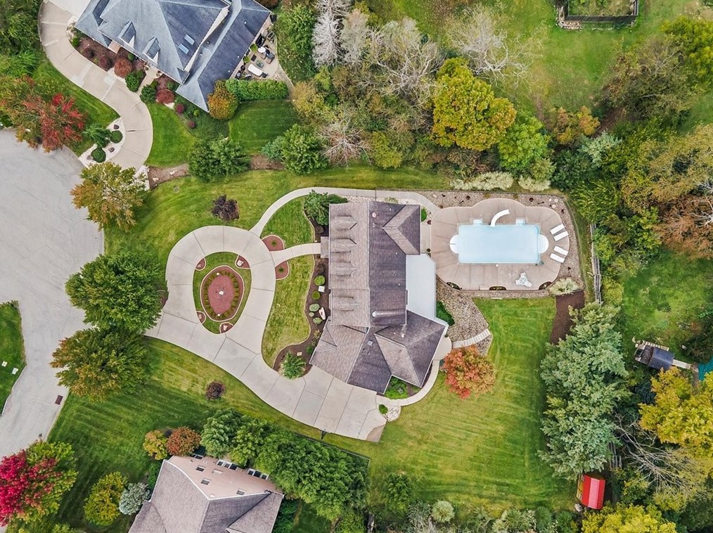 2609 Carriage House Dr, Allison Park, PA 15101-2673